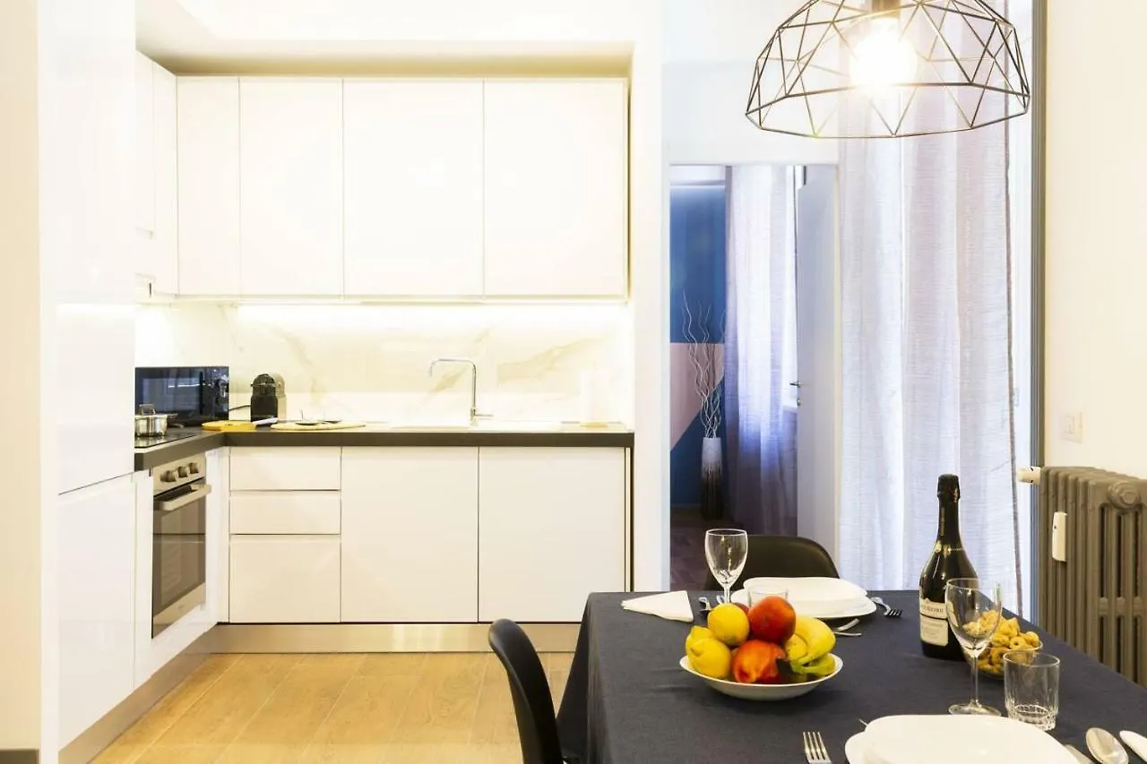 Apartment Ecogreen Flats Prestige - Central Station Milan Italy